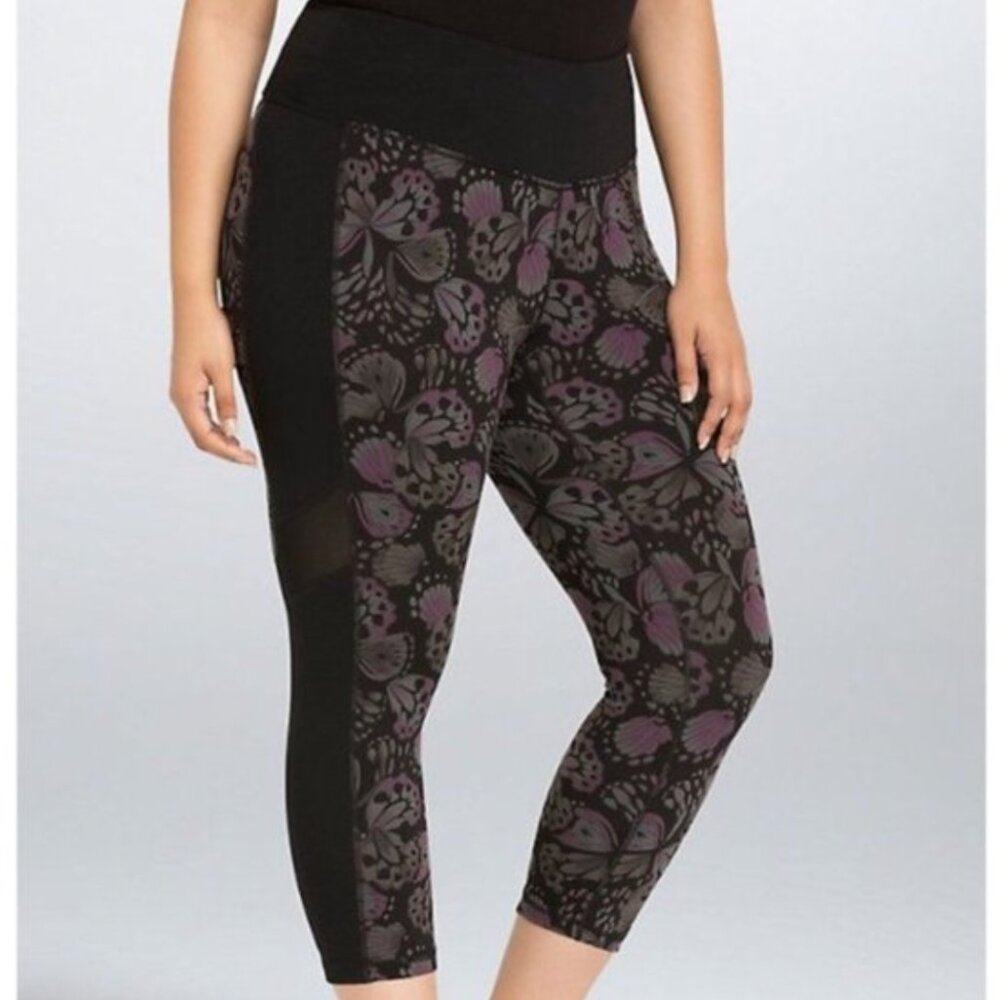 Torrid Active Black Butterfly Capri Leggings